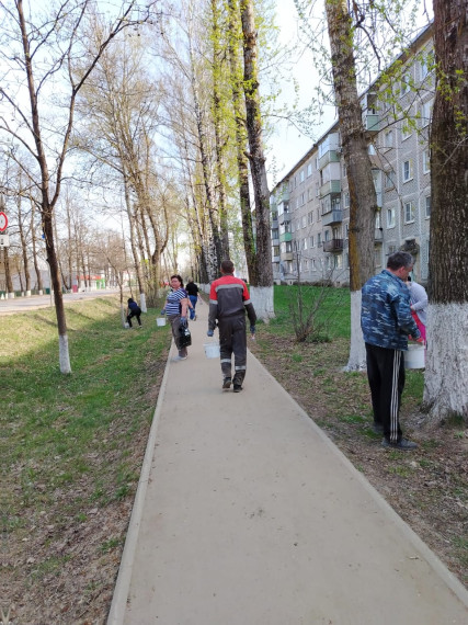 В Детчино прошел Всероссийский субботник.